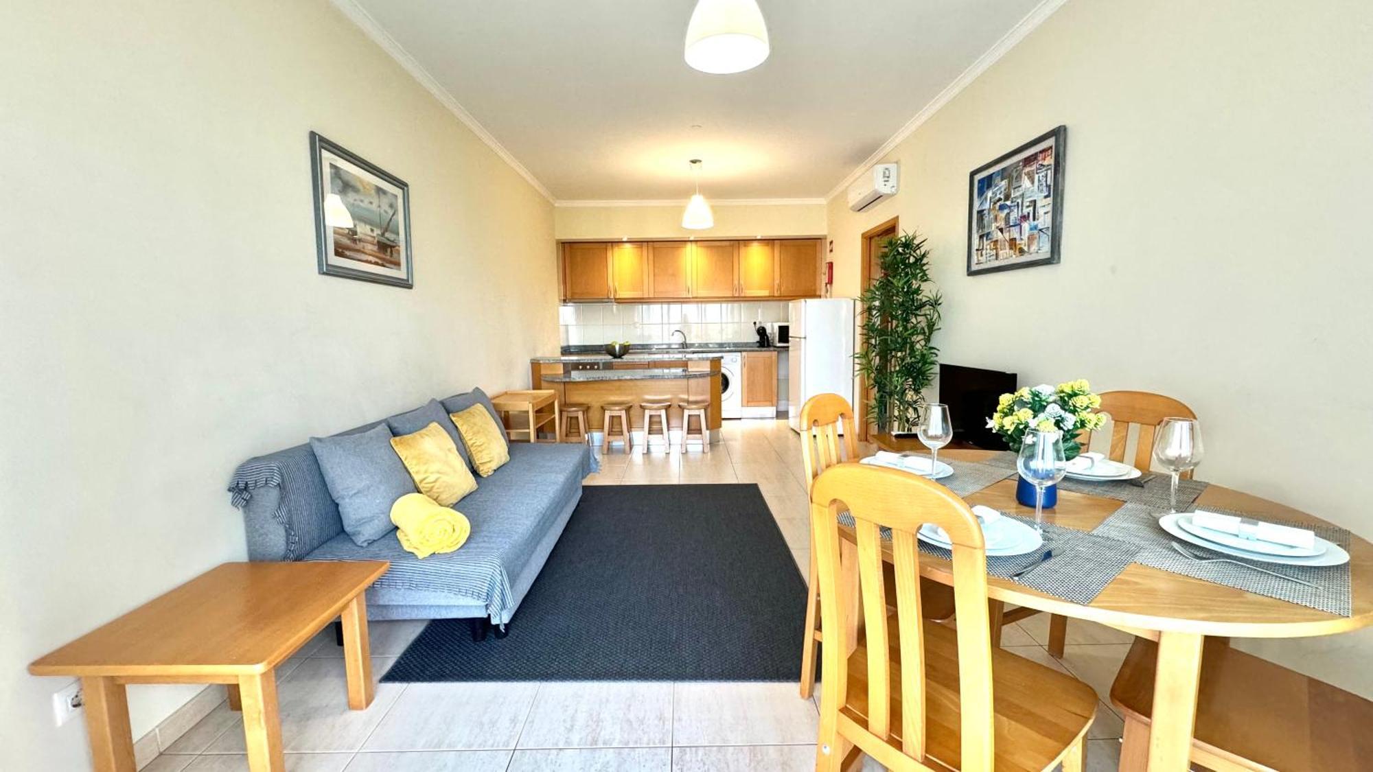 Apartment Praia Da Rocha, 502, Charming Apartment, Air Conditioning, Swimming Pool,Free Wifi, Faia By Ig