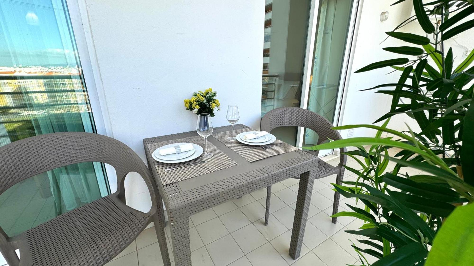 Praia Da Rocha, 502, Charming Apartment, Air Conditioning, Swimming Pool,Free Wifi, Faia By Ig * Portimao