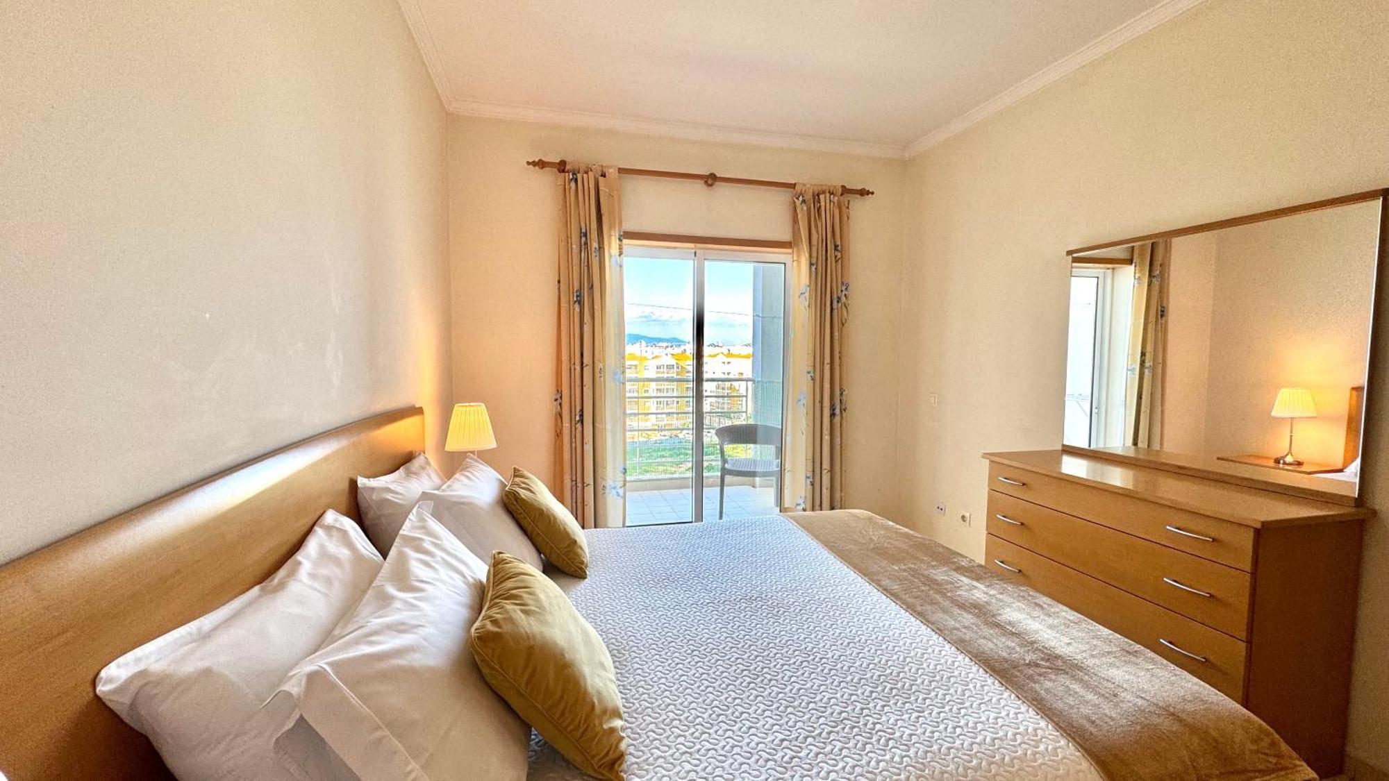 Praia Da Rocha, 502, Charming Apartment, Air Conditioning, Swimming Pool,Free Wifi, Faia By Ig Apartment
