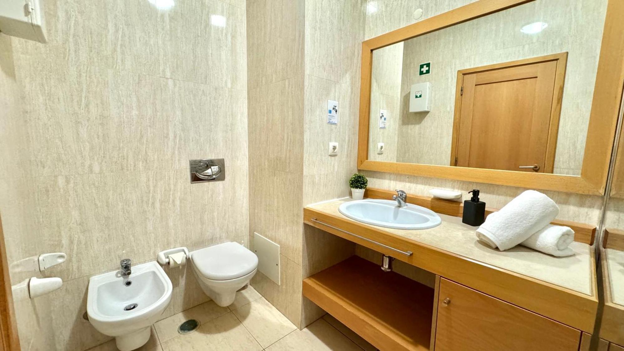 Apartament Da Rocha, 502, Charming Apartment, Air Conditioning, Swimming Pool,free Wifi, Faia By Ig Portimão